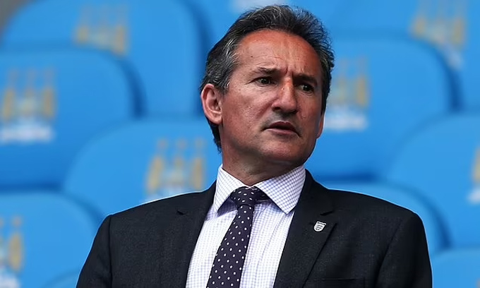 Begiristain rời Man City vào cuối mùa này